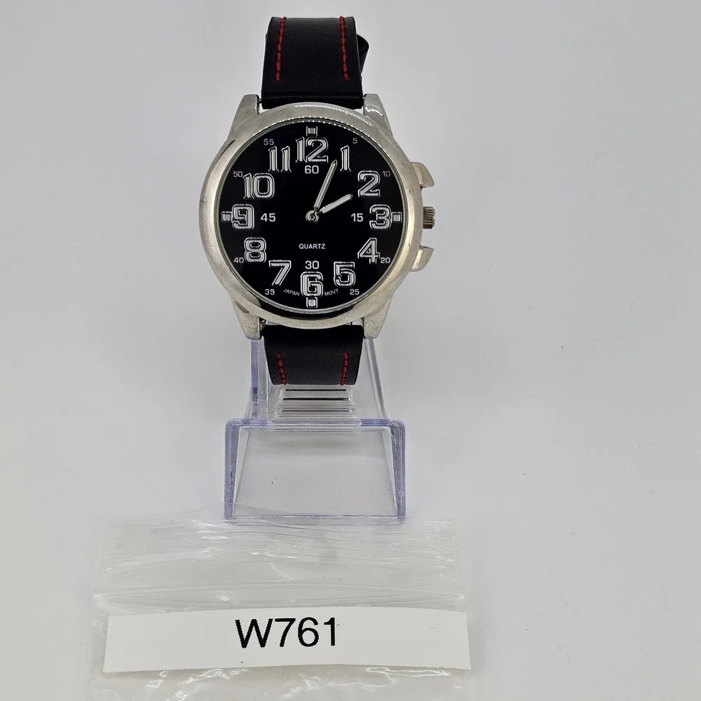 Men's Analog Watch 44MM Black Dial‎ Black Red Faux Leather Bands New Battery